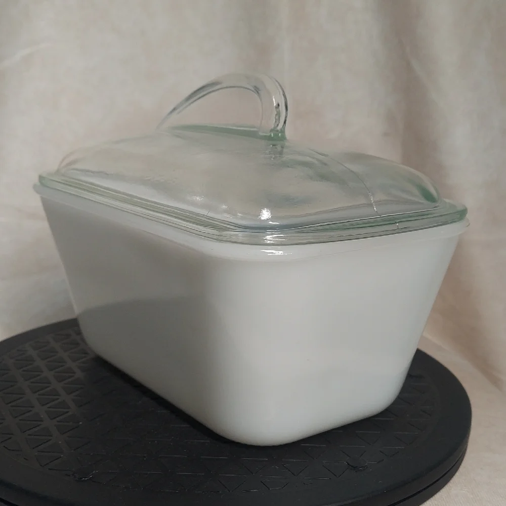 Vintage Jeannette Glasbake J-805 Milk Glass Loaf Dish W/ Lid UEC